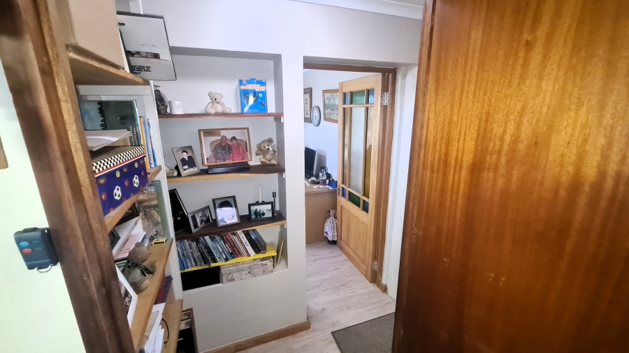 4 Bedroom Property for Sale in Dana Bay Western Cape